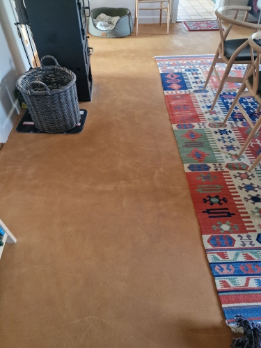 microcement gulv med tæppe